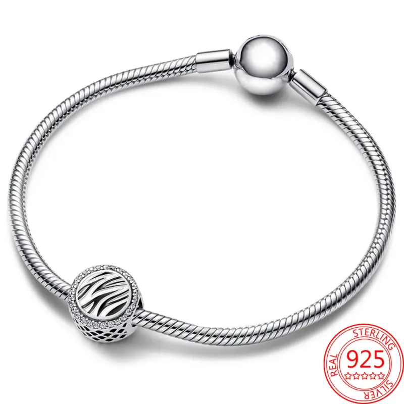 Pulseira com pingente redondo de zebra em prata de lei 925, modelo Snake, da Ms. Jewelry 1._voghion.com