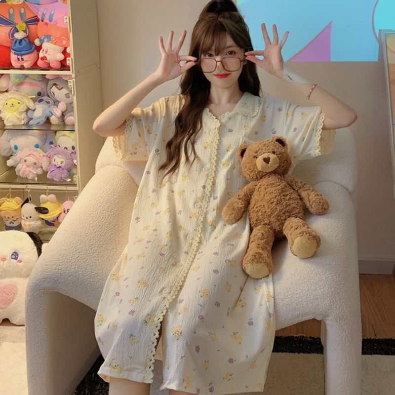 Summer sleepwear made of pure cotton pleated fabric, women's sweet cute lace short sleeved pullover, ins style, caring_voghion.com