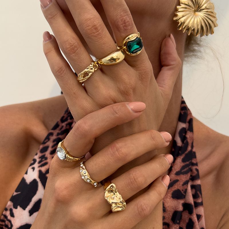 Jewelry Fashion Sense Hollow Out Inlaid Irregular Alloy Wrinkle Ring Set_voghion.com