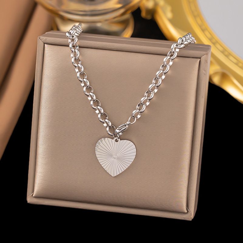 Collana con ciondolo a forma di cuore romantico e rosa, dichiarazione, in acciaio inossidabile, alla moda, con colletto in metallo_voghion.com