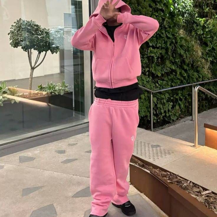 Men's Zip-Up Hoodie & Sweatpants Set. Regular Fit, Non-stretch Fabric With Pockets. Ideal For Fall/winter Casual And Athletic Wear. Features A Logo._voghion.com