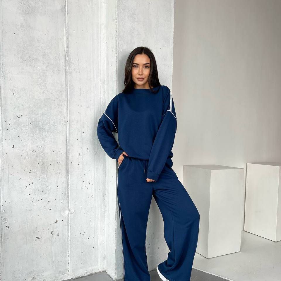 Ensemble décontracté pour femme : pull à manches longues, col rond et pantalon large à rayures (gris/bleu marine/noir)_voghion.com