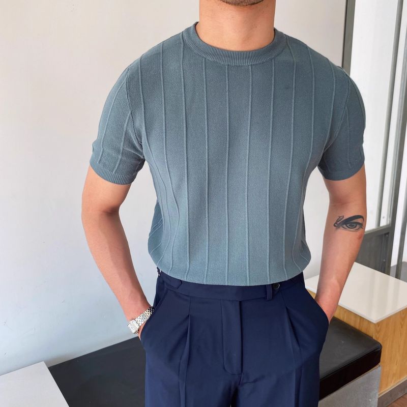 Männerkleeder T-Shirt fir Männer, neien T-Shirt mat ronnen Ausschnëtt, hallefärmlech, kuerzärmlech, dënn Versioun, T-Shirt mat Woll_voghion.com