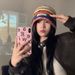 Cappello lavorato a maglia carino in stile coreano a righe arcobaleno per donna, protezione per le orecchie, autunno e inverno, snellente per il viso, testa grande_voghion.com