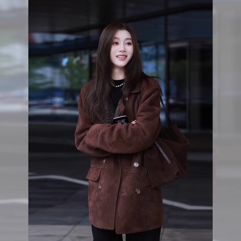 2024 New Melad Small Style Mid-Length Brown Suede Sheepskin Thick Coat For Women Autumn Winter_voghion.com
