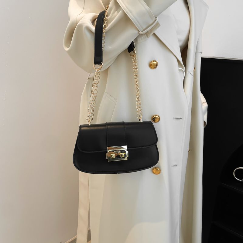 Ladies Elegant Crossbody Bag Solid Color Golden Clasp Accent Lacquer Surface Spacious Light Carry Chain Strap Magnetic Snap Office Purse 20.5*6.5*12_voghion.com