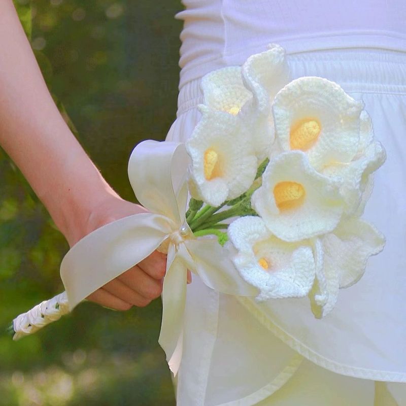 Handmade Knitted DIY Kit Yarn Crochet Calla Lily Finished Bouquet Gift For Girlfriend Handheld Flower_voghion.com