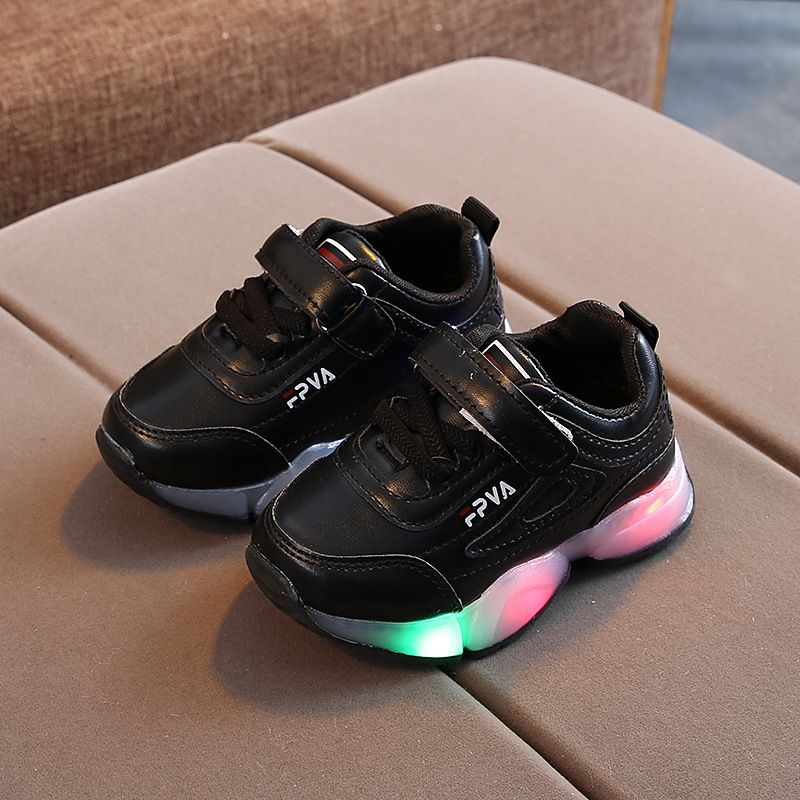 Mutter & Kinder Licht up kinder turnschuhe LED jungen schuhe Casual schuhe Mädchen turnschuhe Licht up schuhe_voghion.com