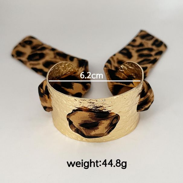 French Leopard Print Silk Scarf Matte Gold Open Bracelet For Women Niche Design Exotic Style Layered Jewelry_voghion.com