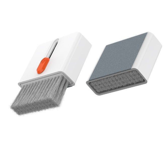 Premium Electronics Cleaning Kit – 5-in-1 Safe Tools For Phones, Laptops & Cameras (Dust-Free Brush & Microfiber Cloth)_voghion.com