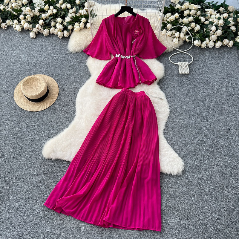 omen's Clothing Summer Wear High End Three Dimensional Flower Strap Waist Short Sleeved Pleated Top High Waist Skirt_voghion.com
