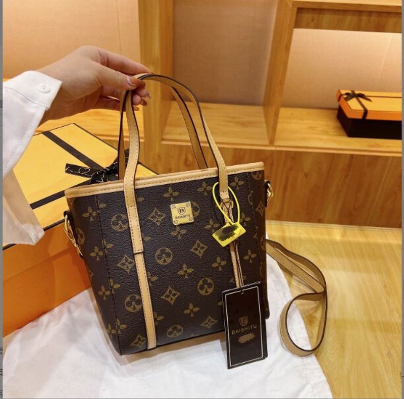 Fashionable women's versatile and exquisite portable crossbody vegetable basket bag_voghion.com