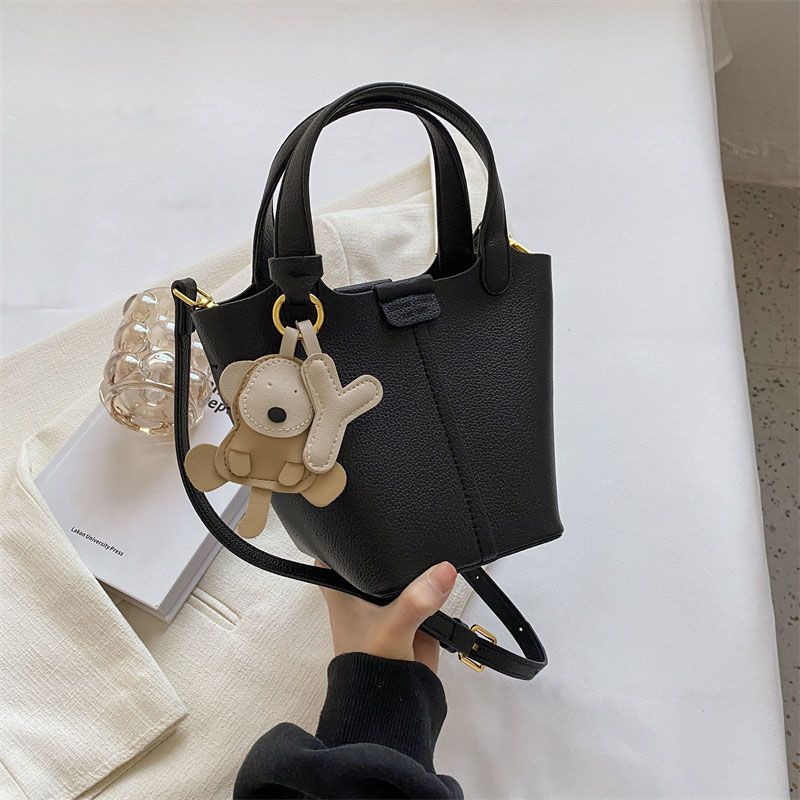 Trendy Kleine Handtaschen Für Frauen 2024 Hochwertige Nischen Hand Schulter Vielseitige Crossbody Bucket Bags_voghion.com