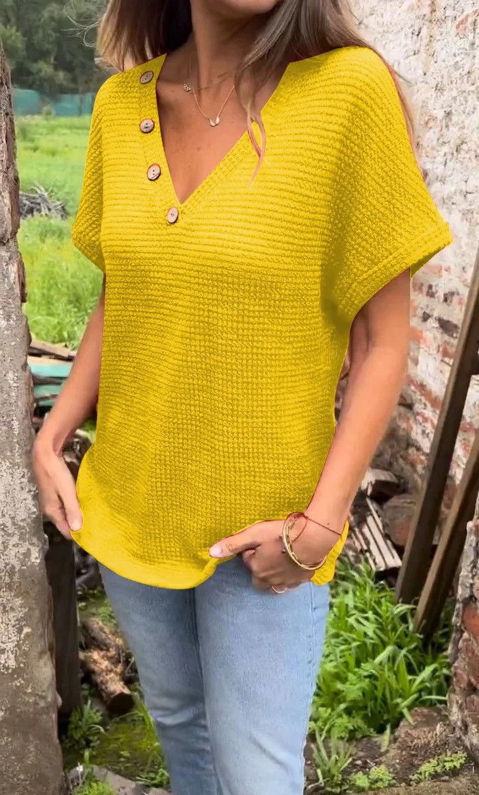 2024 Frühjahr/Sommer Neue Mode V-Ausschnitt Nagelknopf Kurzarm Top Damen Lazy Style Pullover_voghion.com