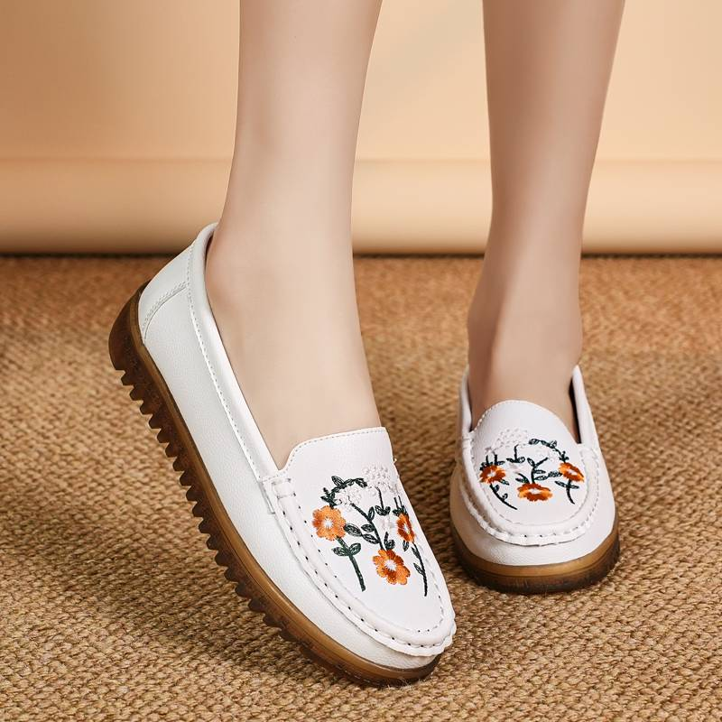 ‌LullabyLoafer: Dreamy Comfort, Wrapped In Dots_voghion.com