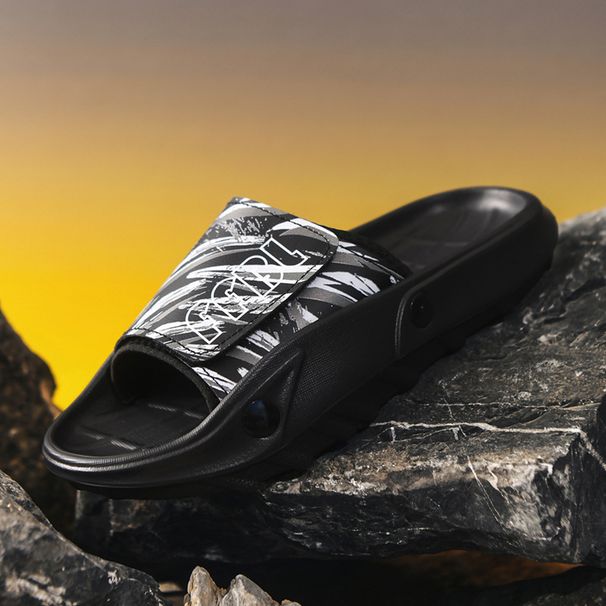 Herenpantoffels voor buiten in de zomer, trendy sport en vrije tijd, baden binnenshuis, antislip en geurneutraliserend, hoogwaardige strandslippers_voghion.com