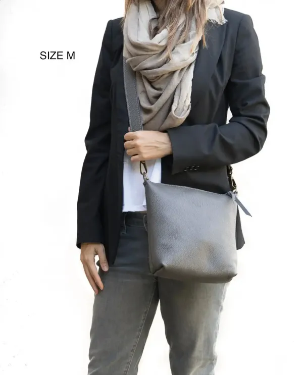 Borsa a tracolla in pelle. Ora puoi aggiungere una borsa a tracolla corta per portarla sulla spalla. Cerniera YKK 240805._voghion.com