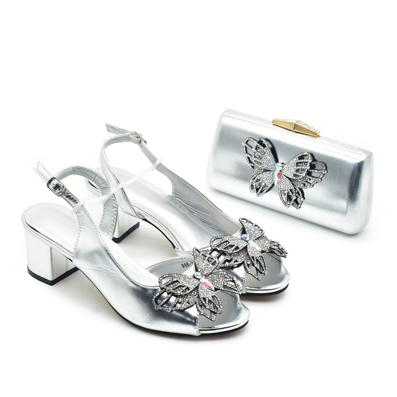 Skoväska med festset Design med festrosé och strass-detaljer för bröllopsskoväska_voghion.com