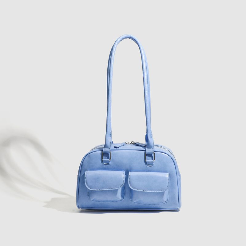 nuova borsa a tracolla grande e capiente in pelle cerata con tracolla lunga sotto le ascelle, alla moda e versatile_voghion.com