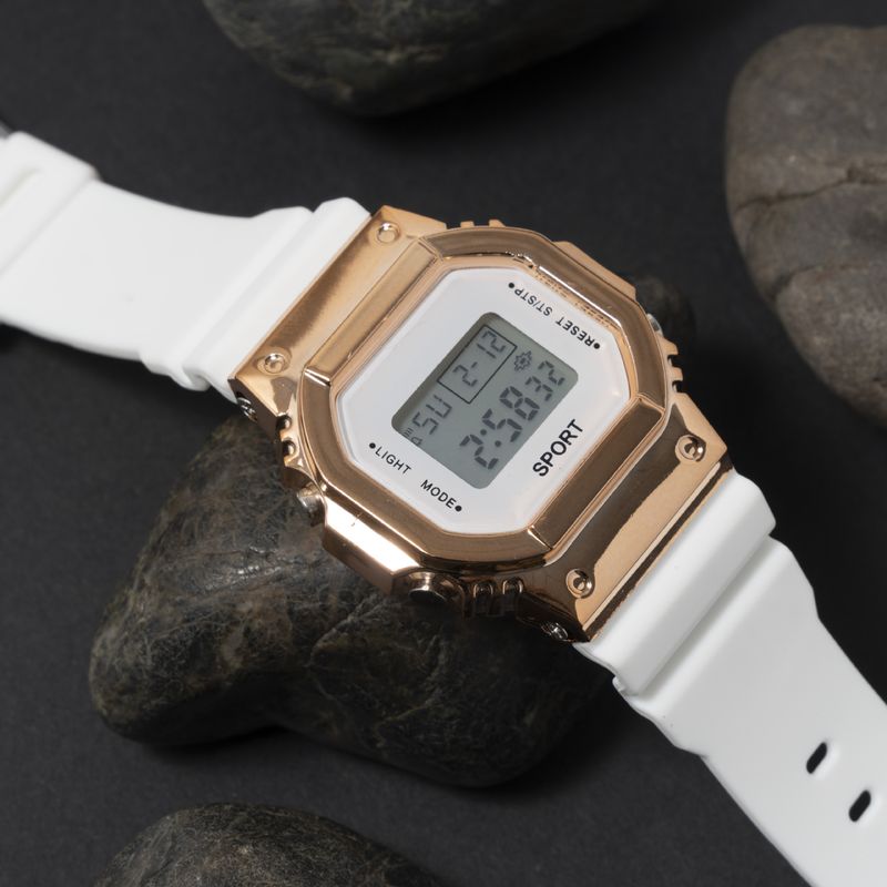 Quadratische elektronische Uhr männliche und weibliche Mittelschüler leuchtender Wecker wasserdichte galvanische TPU-Uhr_voghion.com