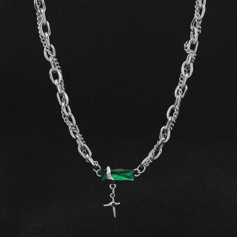 Minimalist Green Hao Stone Niche Design Cross Splicing High-end Fashion Disco Titanium Steel Collarbone Chain Necklace_voghion.com