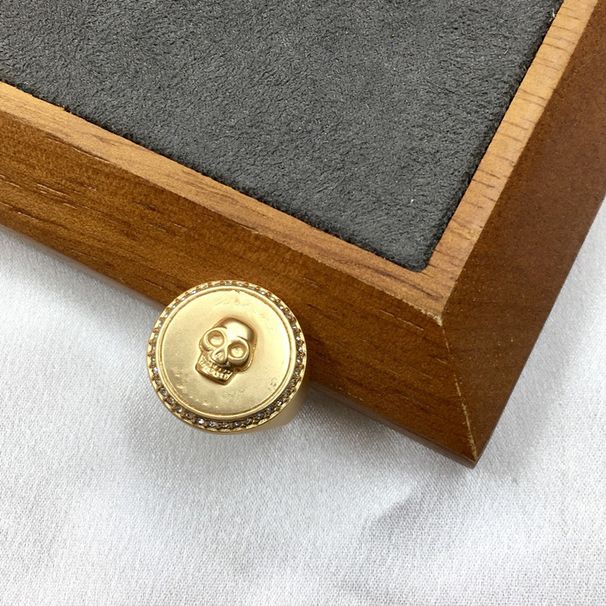 Maijia's New Round Brand Skull Studded Diamond Rin, Featurin Female Punk Style Cuban Temperament And A Closed Loop_voghion.com