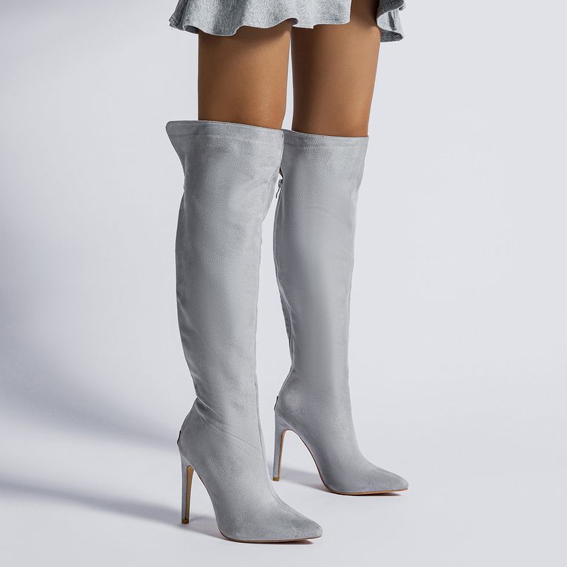 Nowe, duże, sięgające do uda buty damskie na obcasie na jesień i zimę_voghion.com