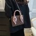 Women's 2024 New Fashion Shoulder Western Leisure Crossbody Simple and Large Capacity Handheld Tote Bag_voghion.com