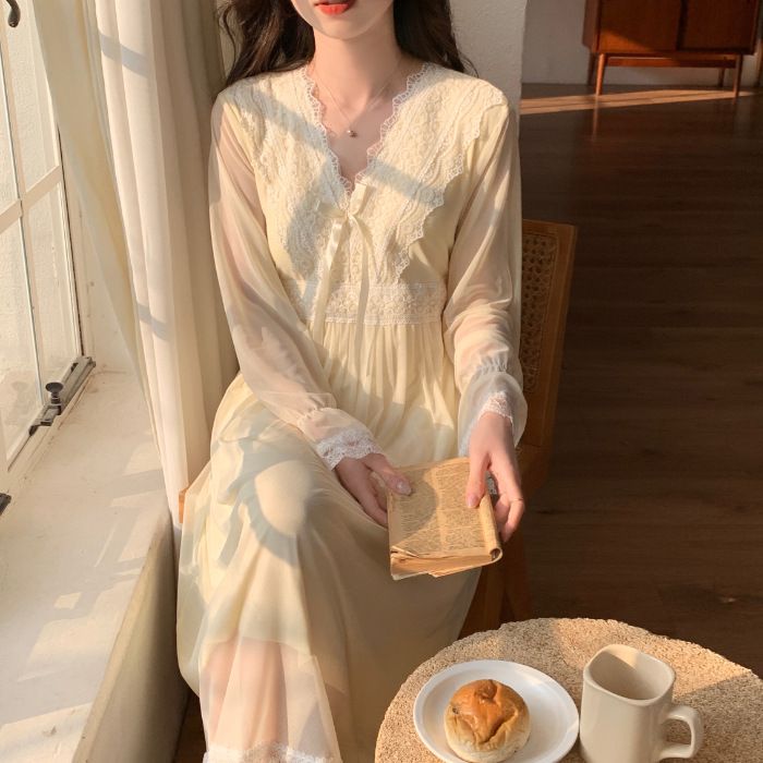 Ny palatskvinnor, fransk nätärmad lång kjol med bröstkudde, prinsessliknande nattlinne för vår och höst_voghion.com