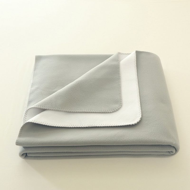 Couverture polaire en flanelle - Double épaisseur extra chaude (motif Sherpa doux et flanelle unie 50" x 70")_voghion.com