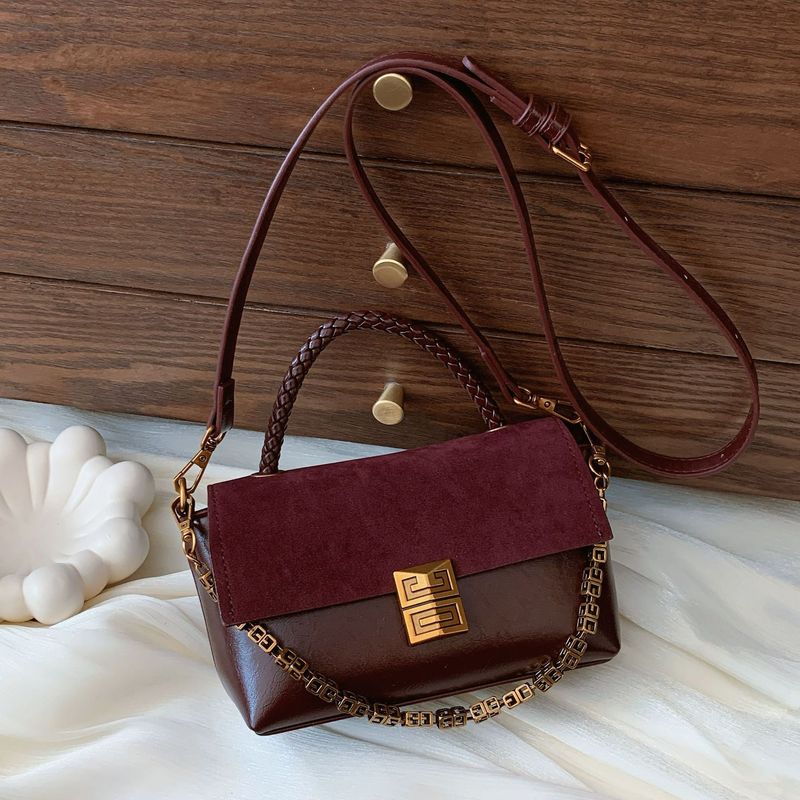 This year's popular oil wax leather splicing design small square bag, elegant women's handbag, versatile frosted single_voghion.com