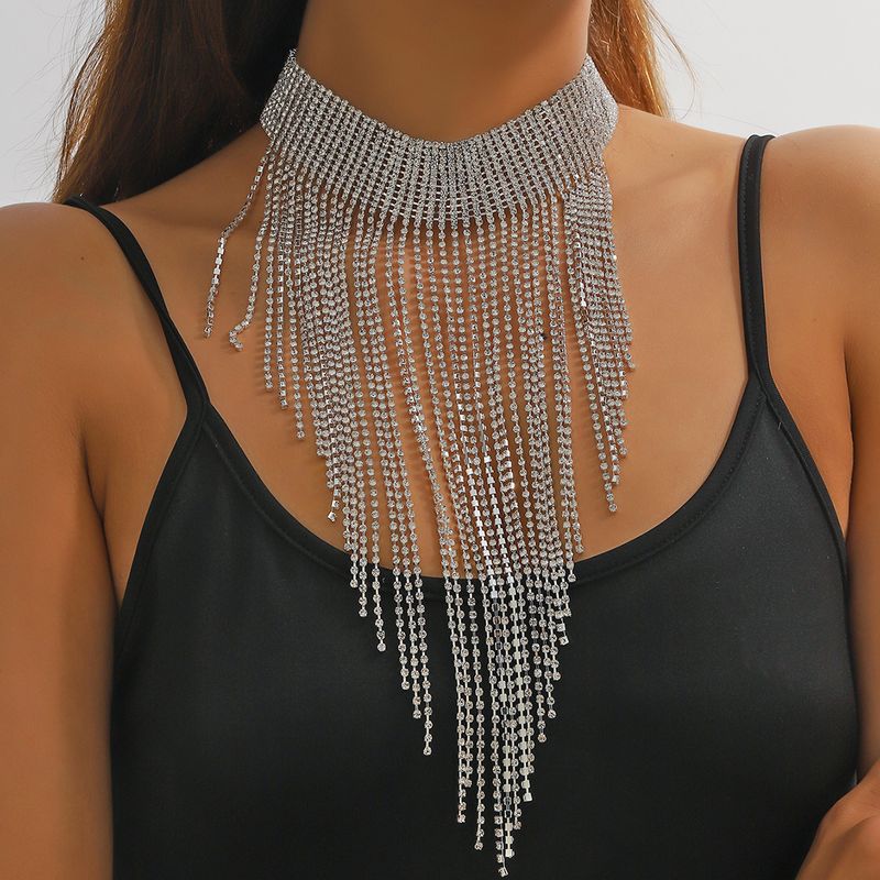 Luxe glanzende effen kleur legering kwast plating inleg strass verzilverde damesketting_voghion.com