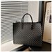 fashion simple large capacity retro printed handbag trendy hand held commuting ladies tote bag_voghion.com
