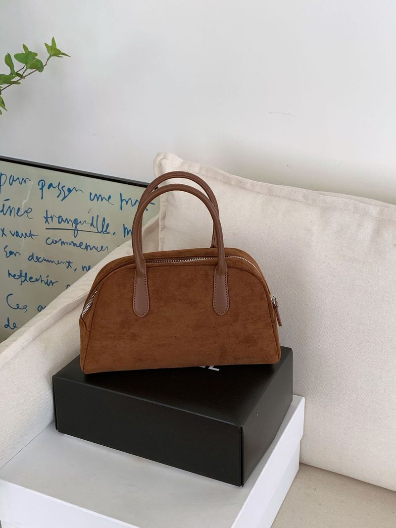 Braun Wildleder Boston Für Frauen 2025 Herbst Winter Koreanischen Stil Bowling High-end Kissen Tasche Handtasche_voghion.com