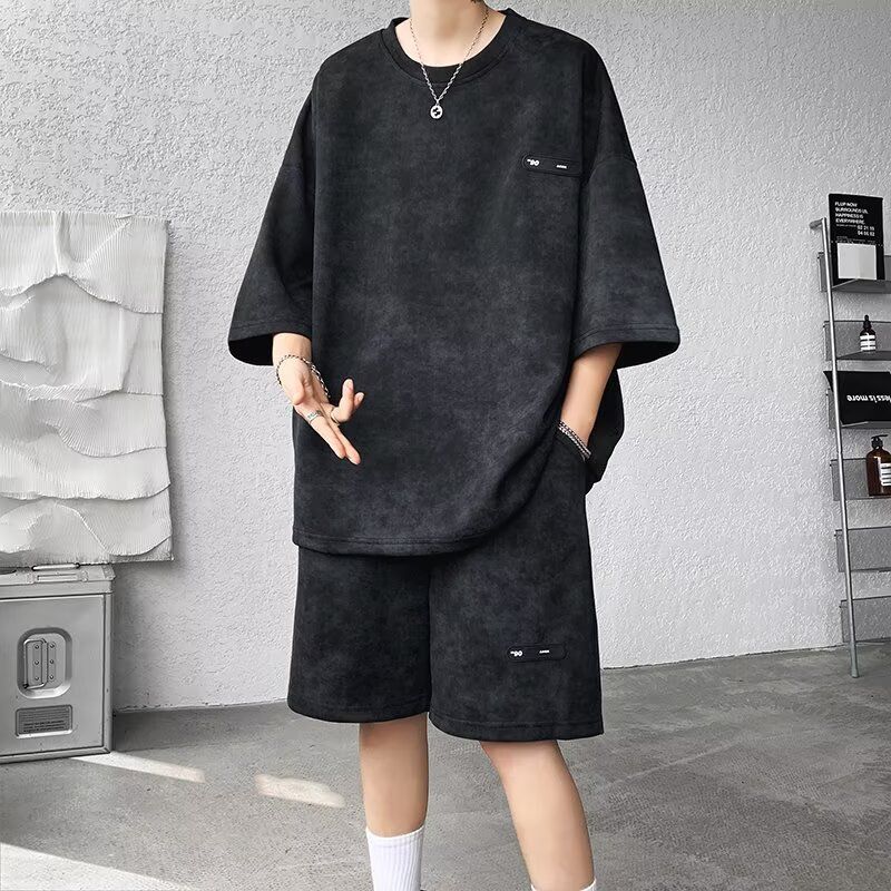 Herrenbekleidung Tie Dye Casual Sportanzug für Männer im Sommer Übergröße für dicke Männer Cooles und schönes T-Shirt Kurzarmshorts Ein Set zum Tragen_voghion.com