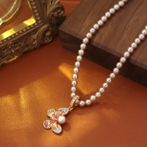 Natürliche Süßwasserperle Universalschnalle Ölgemälde Schmetterling Anhänger Halskette Retro Halskette Frauen_voghion.com