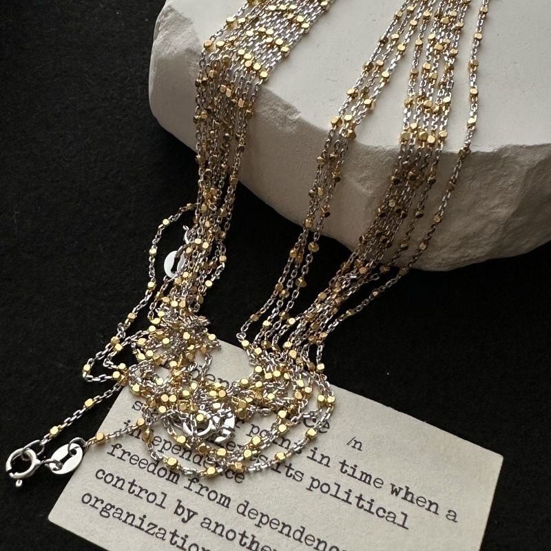 S925 Sterling Silber Italienische Französische Halskette in Kontrastfarbe Französisches Retro-Nischendesign Einfache stapelbare Perlen-Einzelkette_voghion.com
