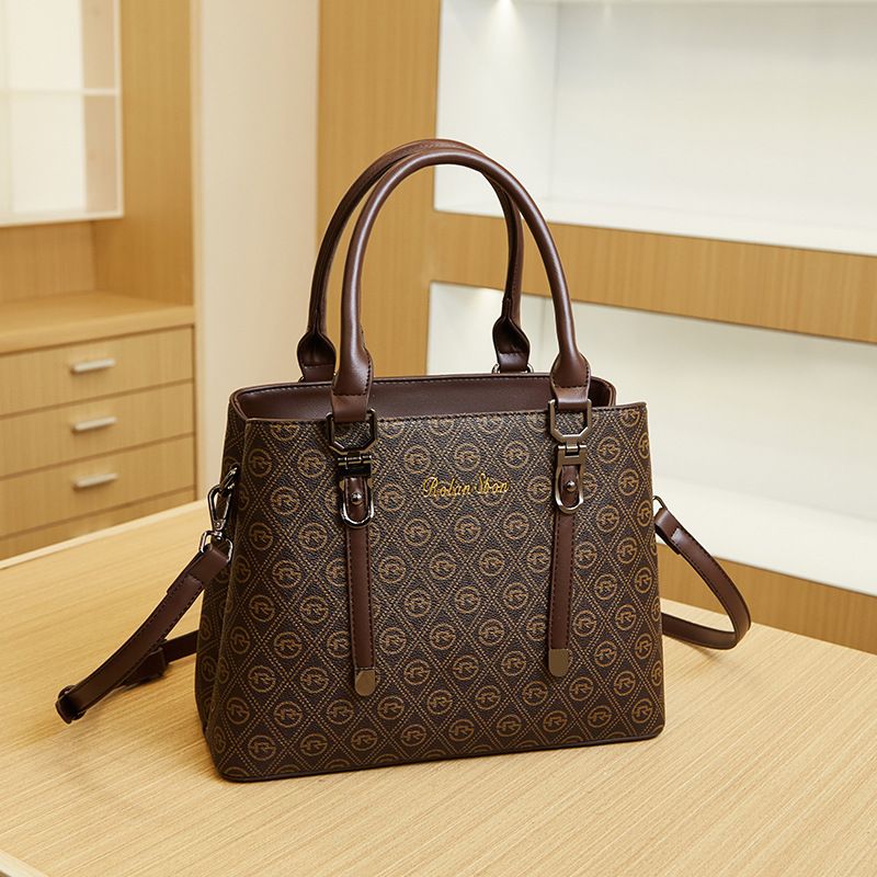 Classic And Elegant Women's Handbag 2024 New Light Luxury Large Capacity Tote Bag Casual And Versatile Commuting Bag_voghion.com