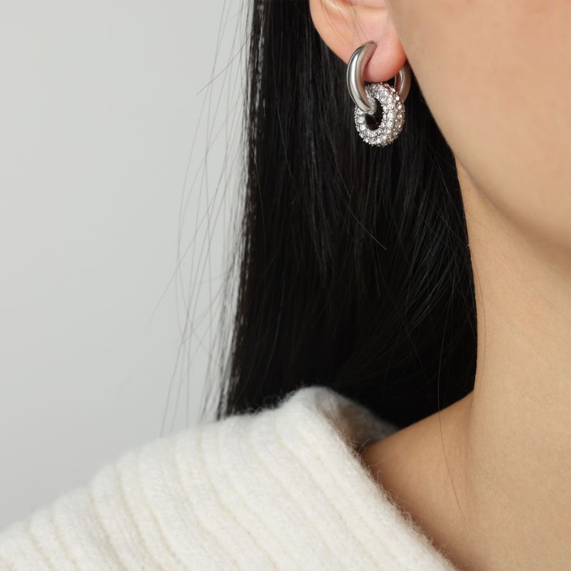 Women's Jewelry High End Light Luxury Personality Fashion Retro Titanium Steel Gold Plated Diamond Round Versatile Earrings Jewelry_voghion.com