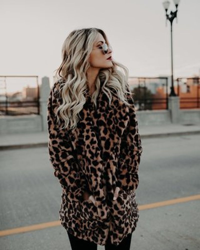 Cappotto da donna con risvolto alla moda, stampa leopardata, finta pelliccia, cappotto medio lungo, maniche lunghe_voghion.com