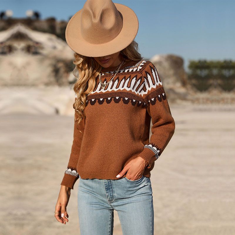 Damenmode, lockerer Strickpullover mit langen Ärmeln und farblich passendem Pullover_voghion.com