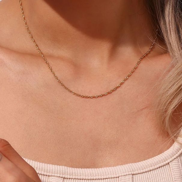 Collier fin en acier inoxydable plaqué or, d'une finesse exquise, pour femme. Style simple. Bijou féminin._voghion.com