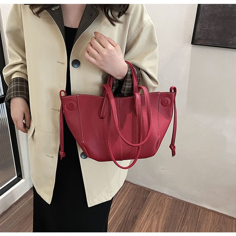 Borsa a tracolla con tracolla, stile tote bag, alla moda, grande capacità, con pieghe sotto le ascelle, stile francese_voghion.com