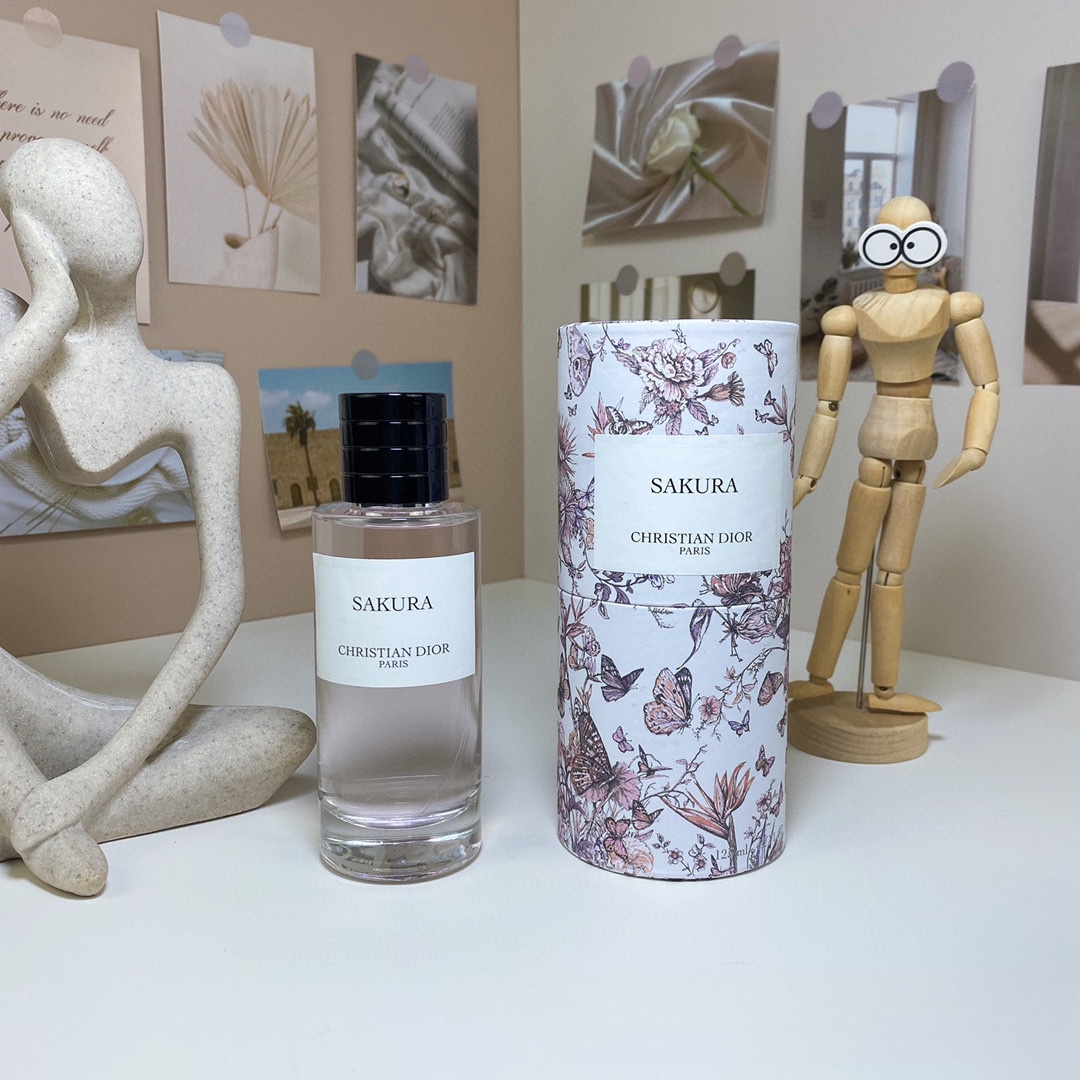 Collection of perfume Kingdee Dancing Limited edition 125ml Cherry Blossom Dancing, Montaigne Salon, Lucky Wind Chime,_voghion.com