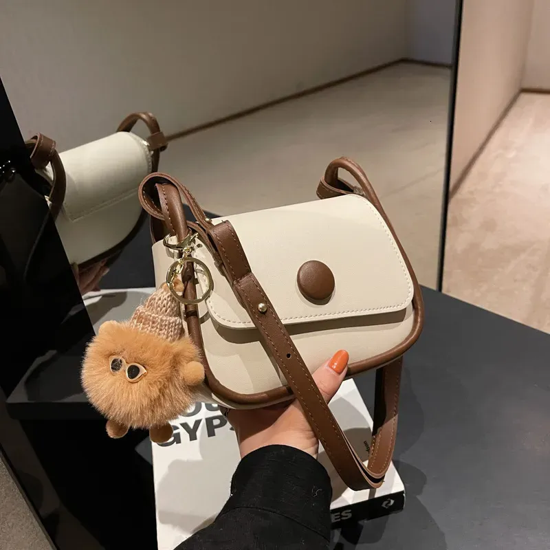 Spedizione gratuita, borsa piccola da donna, nuova, alla moda e alla moda, con texture a spalla, autunno, di alta qualità, versatile_voghion.com