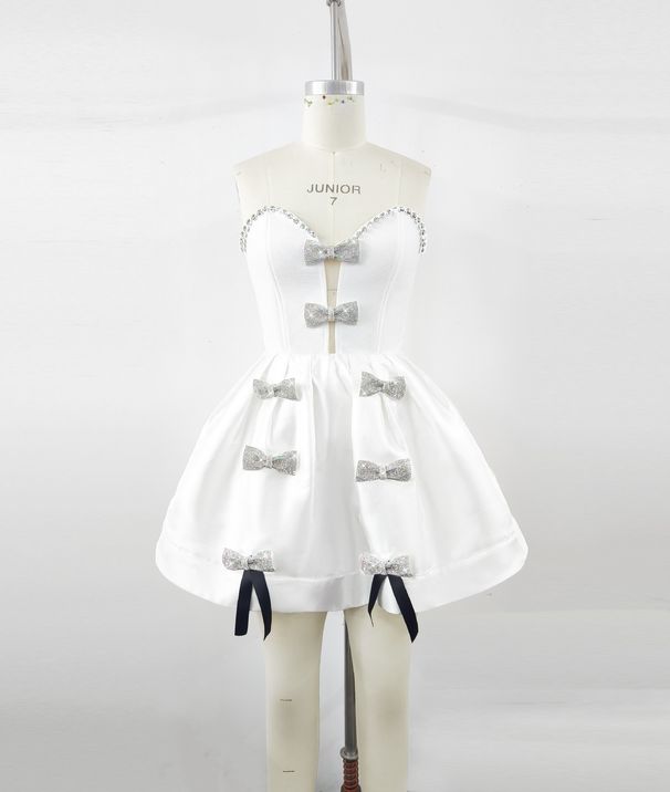 Elegant Bandage Dress With Rhinestone Bow For Birthday Party, Graduation & Formal Events – Sexy V-Neck Bodycon Mini Dress In White & Black_voghion.com