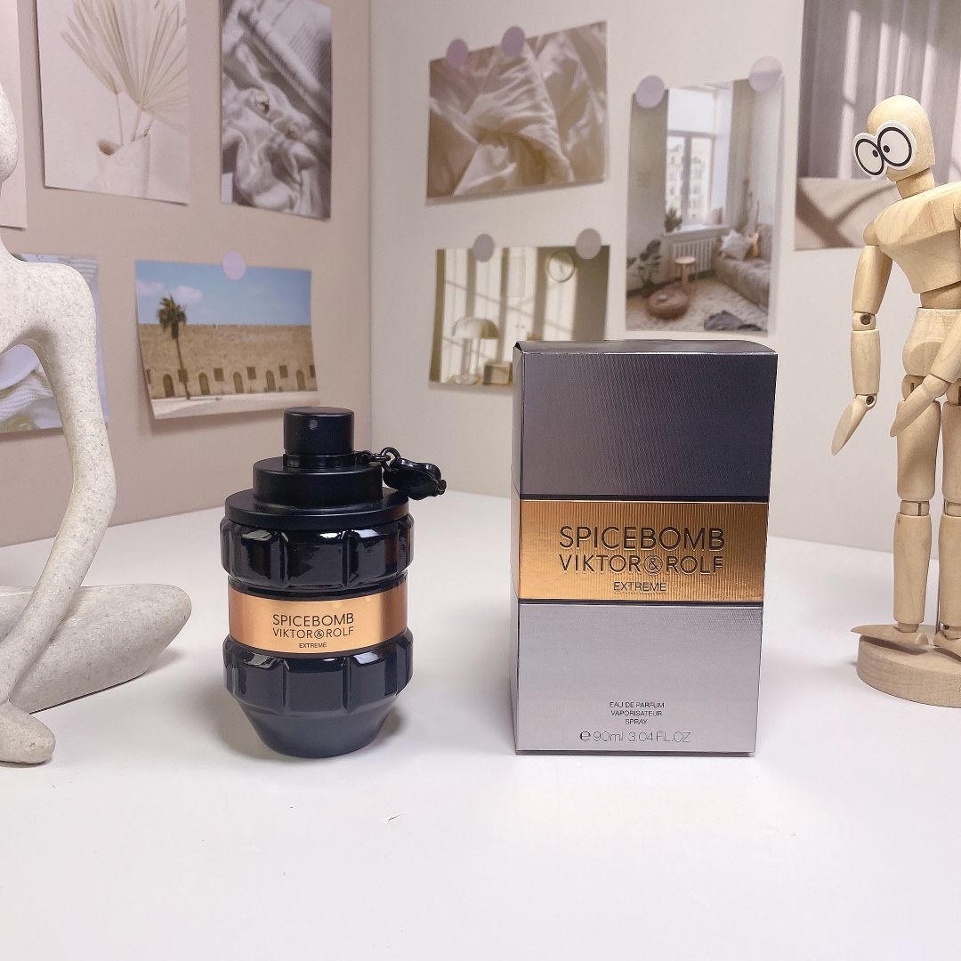 Perfektes Parfüm 90 ml Eins-zu-eins-Qualität Passion Bomb Ultimate Edition 100 ml Viktor&Rolf Spicebomb Extreme_voghion.com