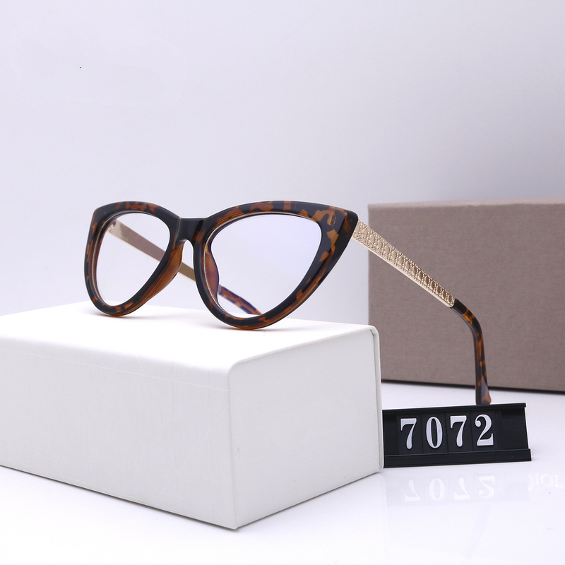 Overseas 2022 New D Family Male and Female Myopia Frame Mobile Phone Flat Lens Glasses P7072_voghion.com