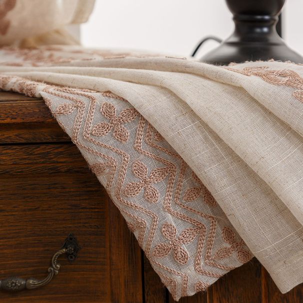 Bézs színű, lenvászon hímzett függönyök, félig fényzáró, friss, geometrikus mintás hímzett függönyök, hálószoba, konyha, nappali, dolgozószoba függönyök_voghion.com