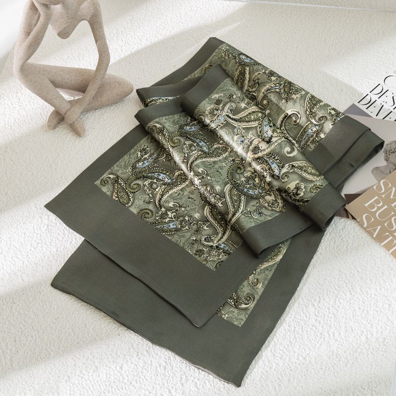 100% mulberry silk, real silk British style patterned men's business scarf, fashionable commuting versatile scarf_voghion.com
